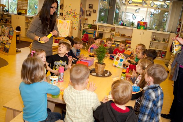 Kinder Kampus - Pleasantside | 195 Barber St, Port Moody, BC V3H 3A8, Canada | Phone: (604) 461-2236
