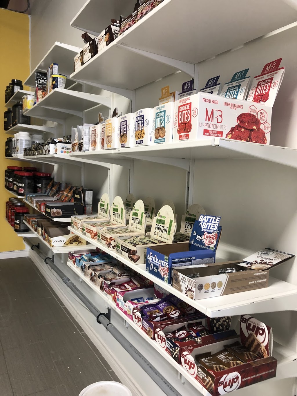 Hercs Nutrition | 1225 Wonderland Rd N Unit 40A, London, ON N6G 2V9, Canada | Phone: (519) 601-2793