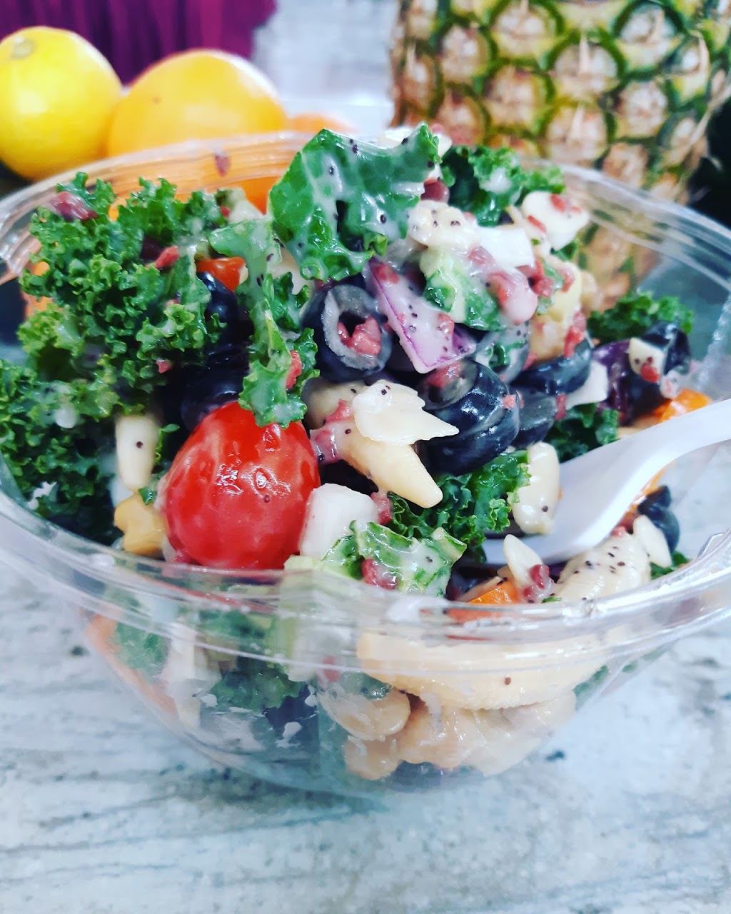 Pick N Juice | 19001 Chemin Notre Dame, Mirabel, QC J7J 0T1, Canada | Phone: (450) 419-8000