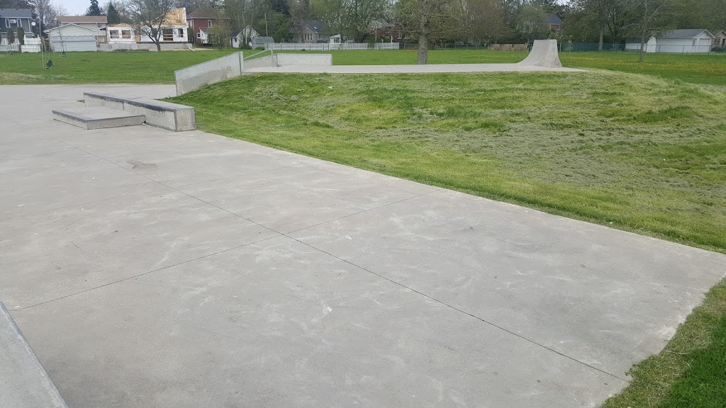 Hagersville Lions Pool | 13 Laidlaw St, Hagersville, ON N0A 1H0, Canada | Phone: (905) 768-1730