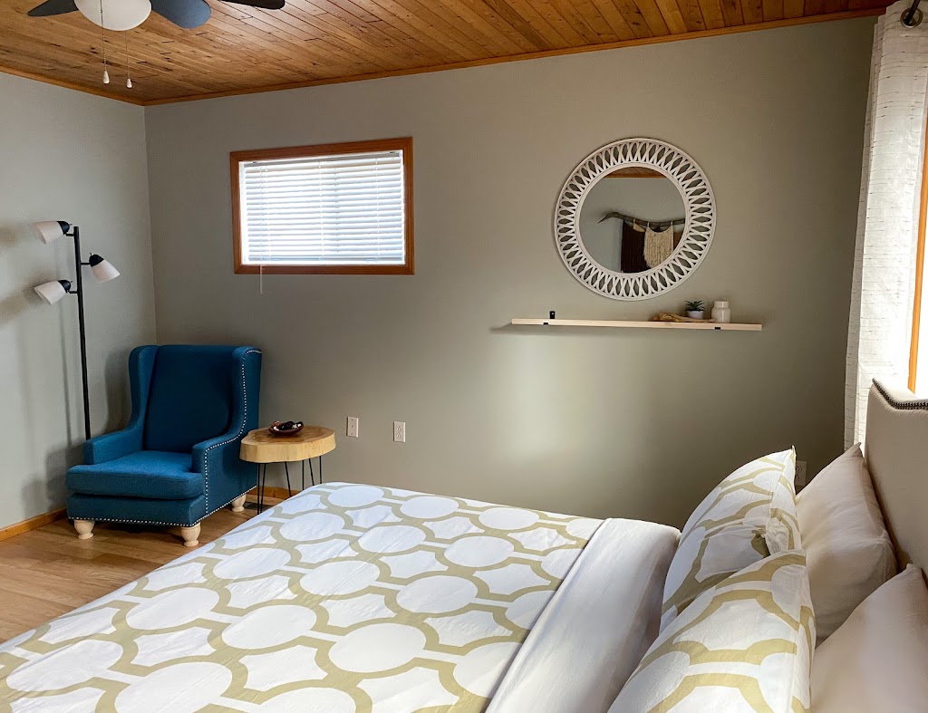 Lakeway Cottage | 10 Danwich Dr, Traverse Bay, MB R0E 2A0, Canada | Phone: (204) 880-0143