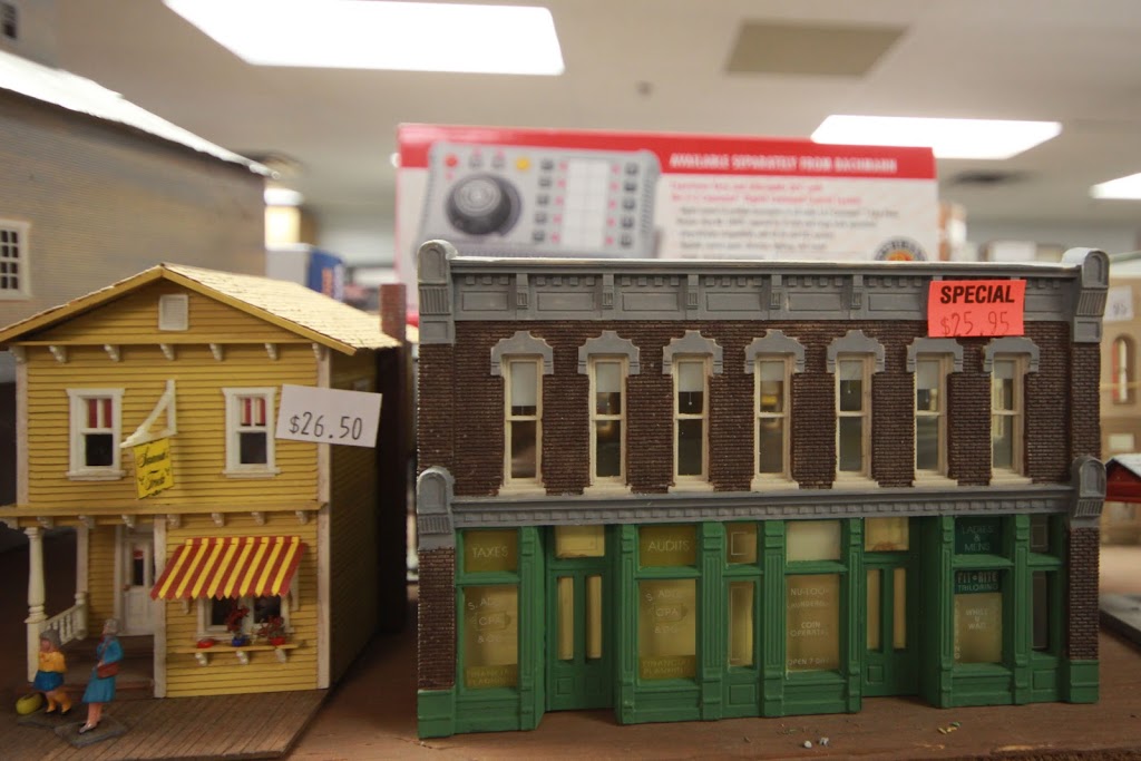 Lark Spur Line Ltd | 230 St Lawrence St, Merrickville, ON K0G 1N0, Canada | Phone: (613) 269-3690
