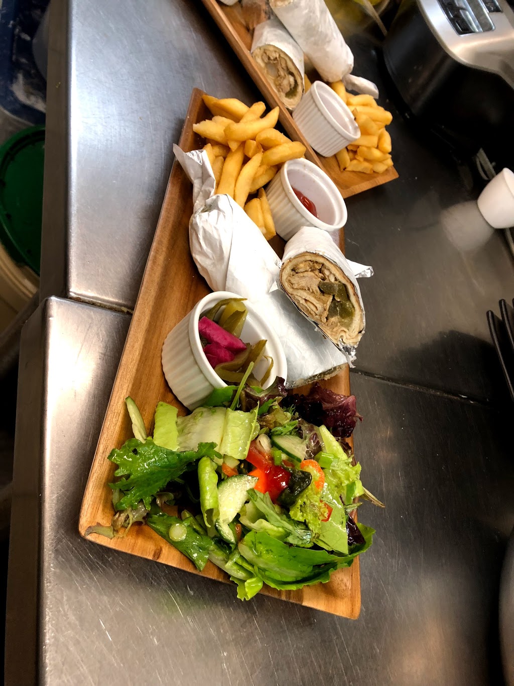 Levant Cafe | 51 Village Centre Pl, Mississauga, ON L4Z 1V9, Canada | Phone: (905) 848-4242