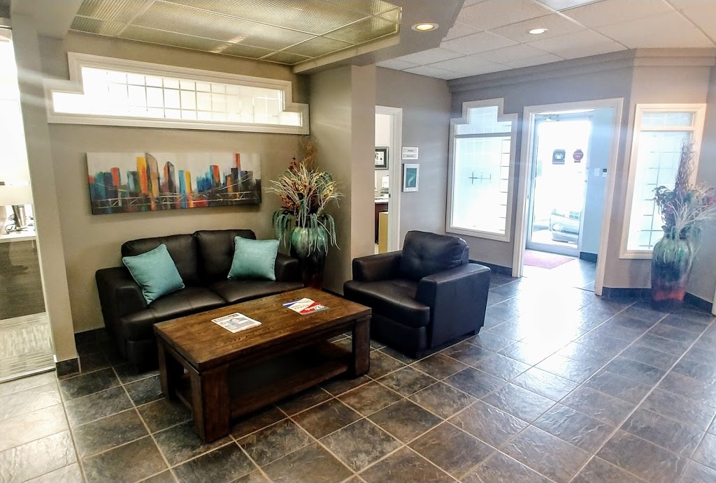 RE/MAX Crown Real Estate-Curtus Collins | 2350 2nd Ave, Regina, SK S4R 1A6, Canada | Phone: (306) 535-1900
