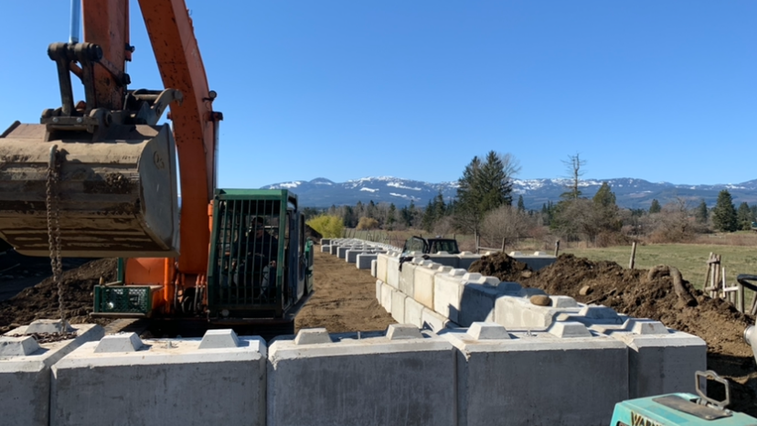 B.Moore Contracting | 2363 Elmo Rd, Courtenay, BC V9J 1M3, Canada | Phone: (250) 792-3188