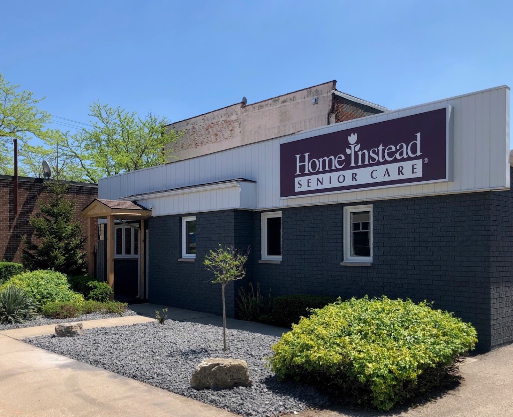 Home Instead Senior Care | 327 Wellington St, Sarnia, ON N7T 1H4, Canada | Phone: (519) 704-1471