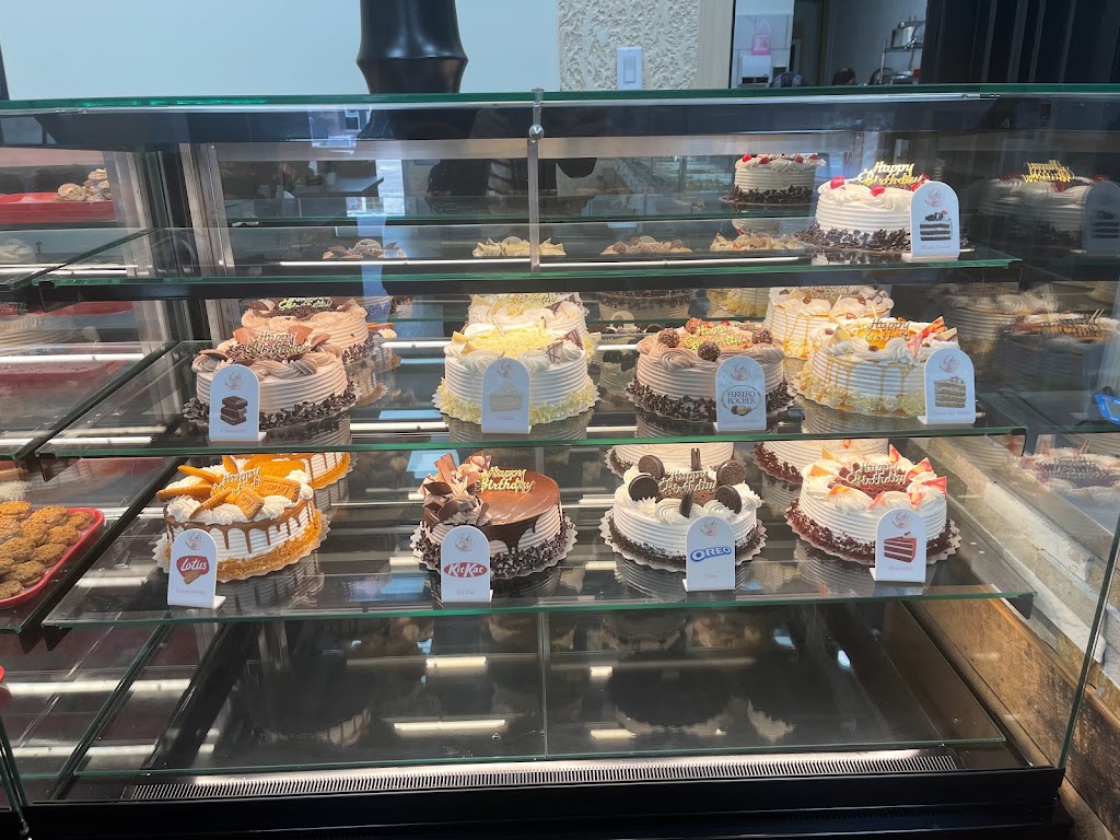 Soltan Bakery حلويات السلطان | 808 Britannia Rd W #109, Mississauga, ON L5V 0A7, Canada | Phone: (905) 664-6905
