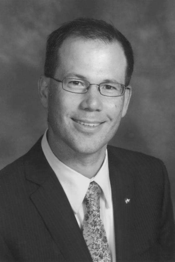 Edward Jones - Financial Advisor: Steve R Vanderbeld | 680 Cathcart Blvd Unit 2, Sarnia, ON N7V 2N5, Canada | Phone: (519) 344-9872