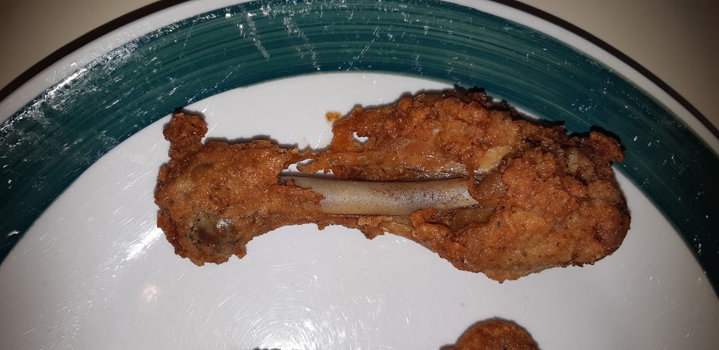KFC | 70 First St, Collingwood, ON L9Y 1A3, Canada | Phone: (705) 445-0491
