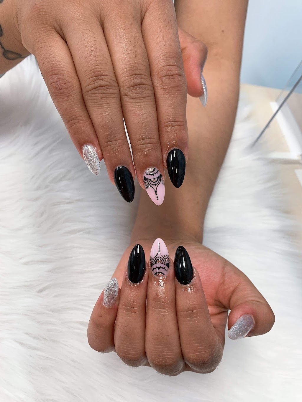 TUXEDO NAIL & SPA | 2090 Corydon Ave, Winnipeg, MB R3P 1V5, Canada | Phone: (204) 421-9449