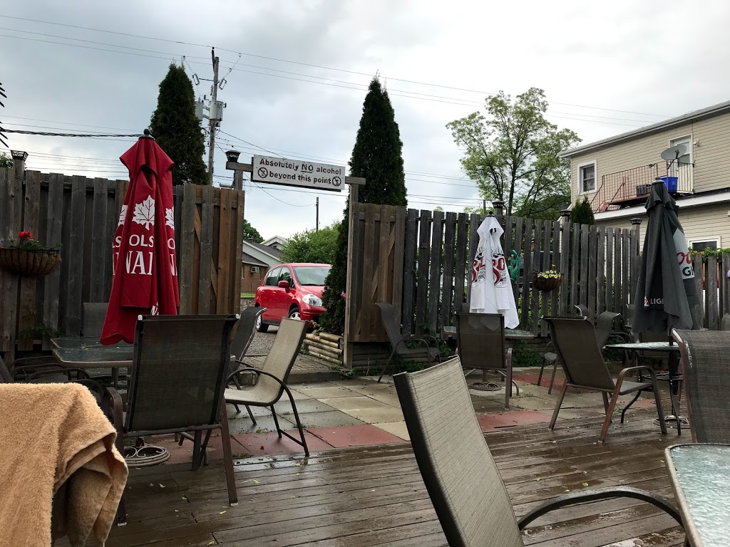 Riverview Waterfront Bar and Grill | 31 Main St, Bobcaygeon, ON K0M 1A0, Canada | Phone: (705) 738-5433