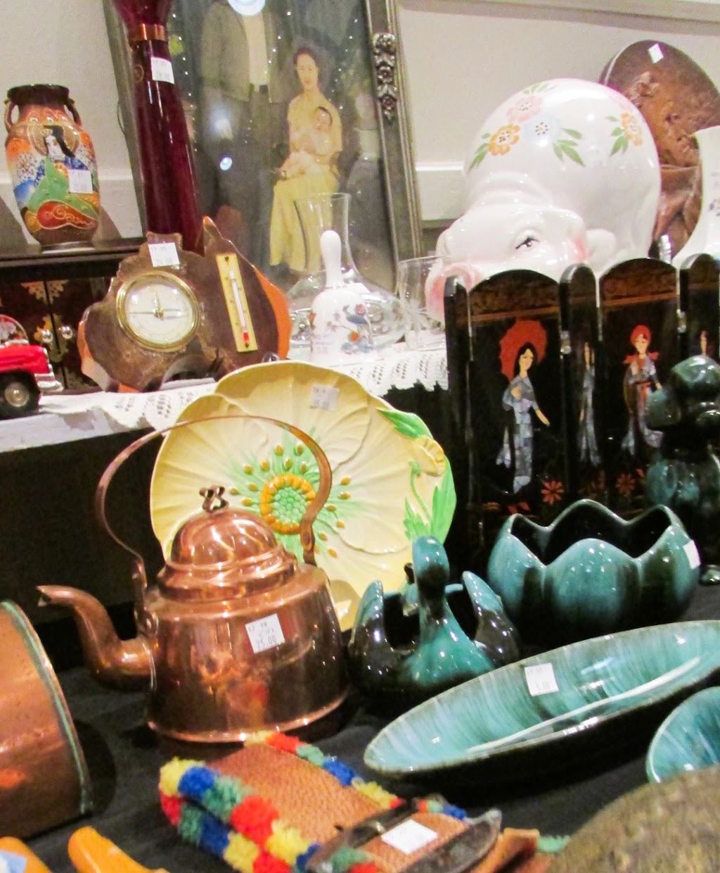 21st Century Flea Market | 3250 Commercial Dr, Vancouver, BC V5N 4E4, Canada | Phone: (604) 980-3159