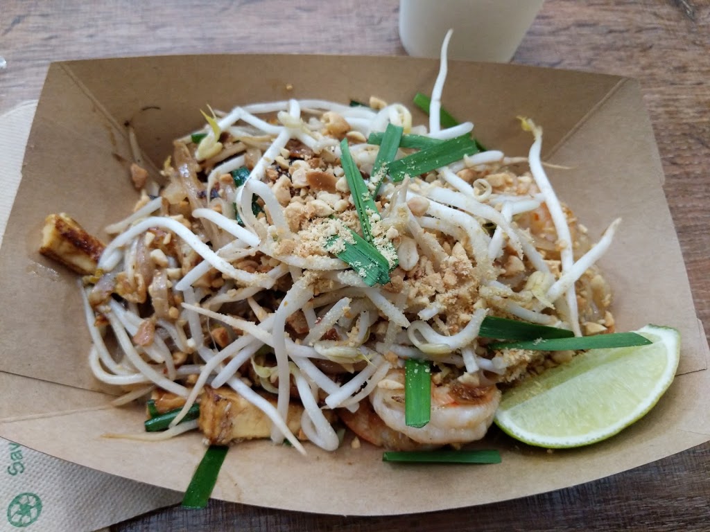 Longtail Kitchen | 810 Quayside Dr #116, New Westminster, BC V3M 6B9, Canada | Phone: (604) 553-3855