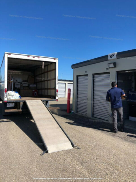 Delivery Shuttle | 16624 88 Ave NW, Edmonton, AB T5R 4L1, Canada | Phone: (780) 913-1051