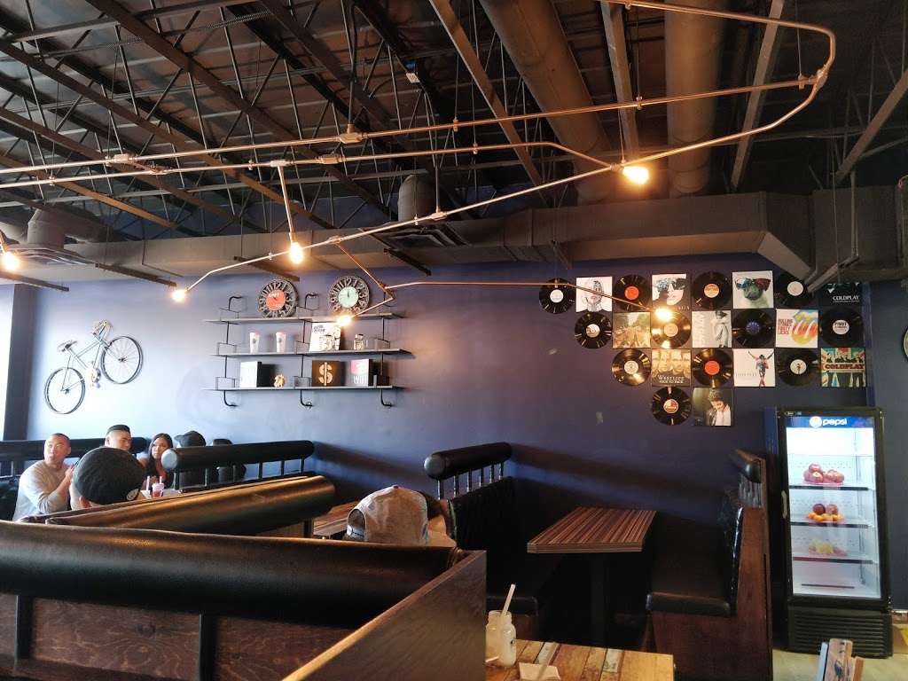 2030 BubbleTea Cafe | 602D 16 Ave NW, Calgary, AB T2M 0J7, Canada | Phone: (403) 457-0880