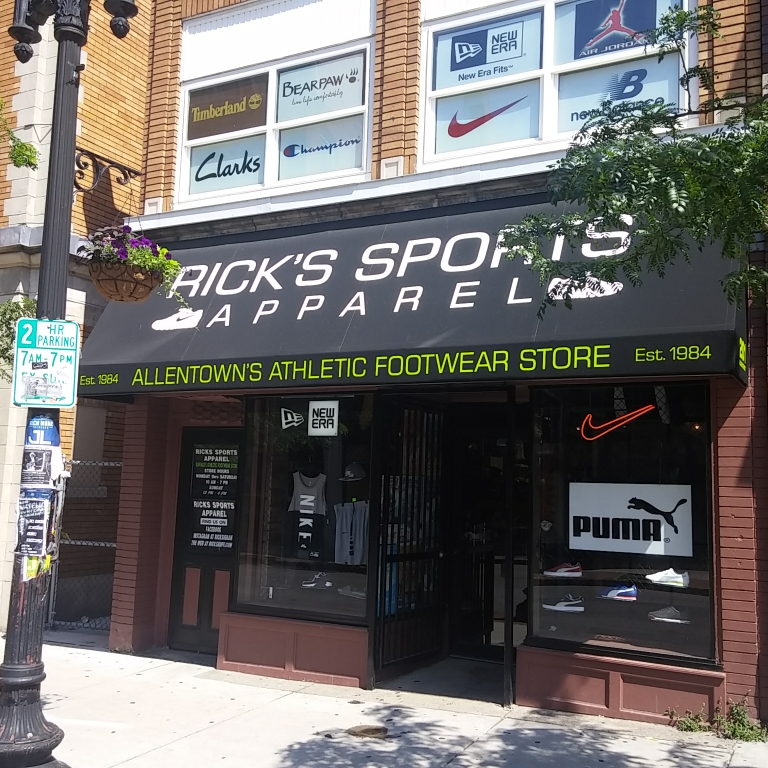 Ricks Sports & Apparels | 201 Allen St, Buffalo, NY 14201, USA | Phone: (716) 883-8615