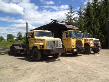 Grey Bruce Trash Taxi Inc | Main Street South Conc 8,441043, Elmwood, ON N0G 1S0, Canada | Phone: (519) 372-8267