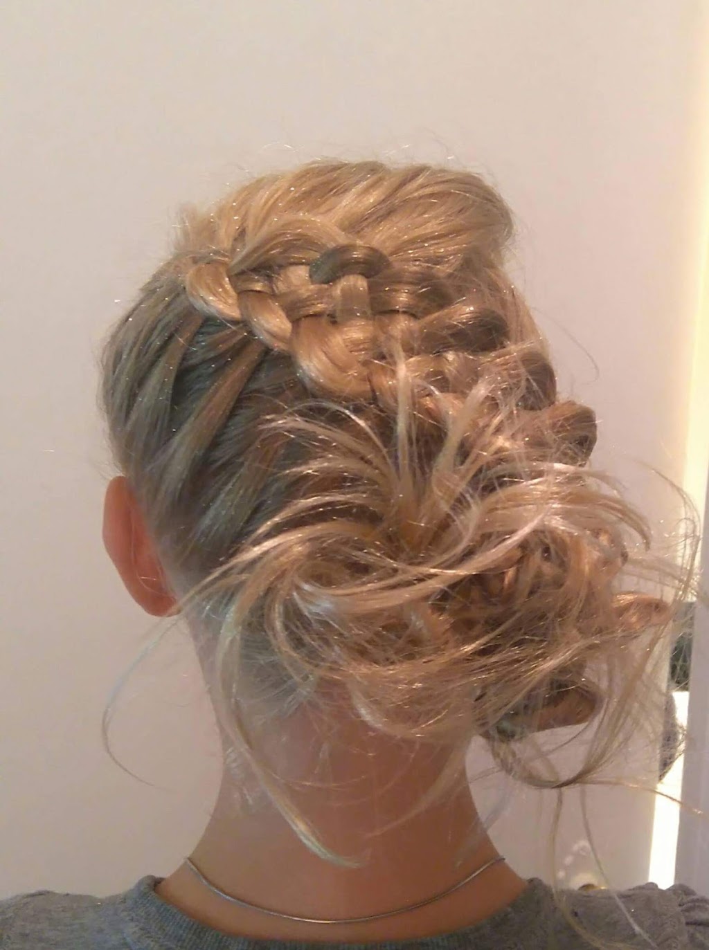 K.Magtolis Hair Studio | 736 Upper James St, Hamilton, ON L9C 3A2, Canada | Phone: (289) 755-9030