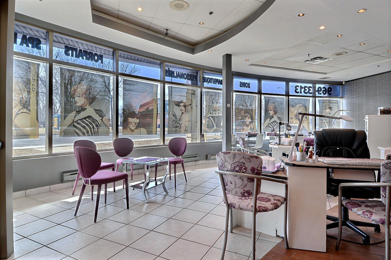 Madisons Plus Inc | 239 Boulevard Samson, Laval, QC H7X 3E4, Canada | Phone: (450) 969-3313