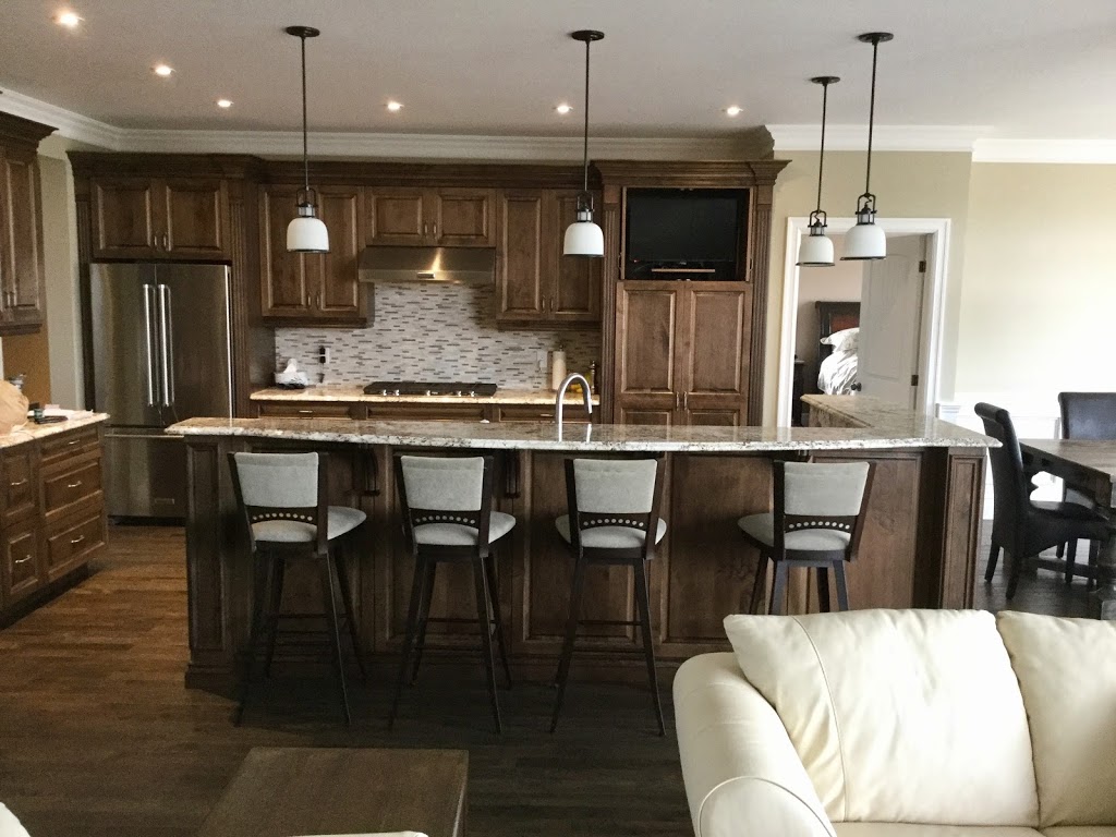 CVH Quality Construction | 7146 Forest Rd, Warwick, ON N0N 1J4, Canada | Phone: (519) 786-2439