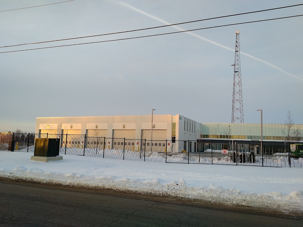 GO Transit Hamilton Bus Garage | 155 Coreslab Dr, Dundas, ON L9H 0B2, Canada | Phone: (888) 438-6646