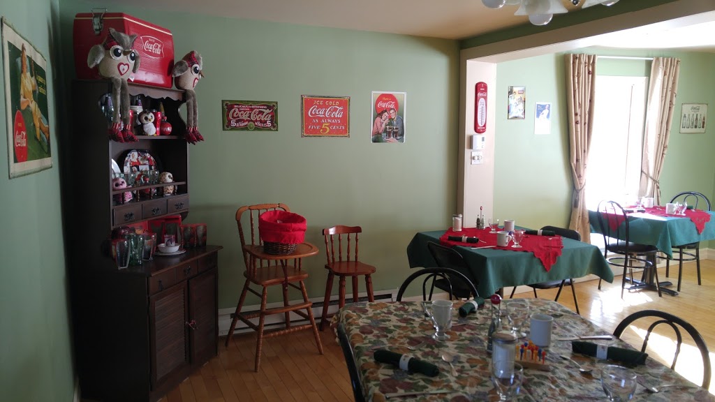 La Chouette À Mansonville | 560 Rte de Mansonville, Mansonville, QC J0E 1X0, Canada | Phone: (450) 292-3020