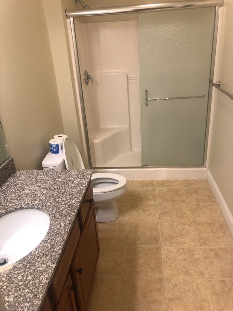 E&B cleaning Service | 9876 134 St, Surrey, BC V3T 4B1, Canada | Phone: (778) 723-3887