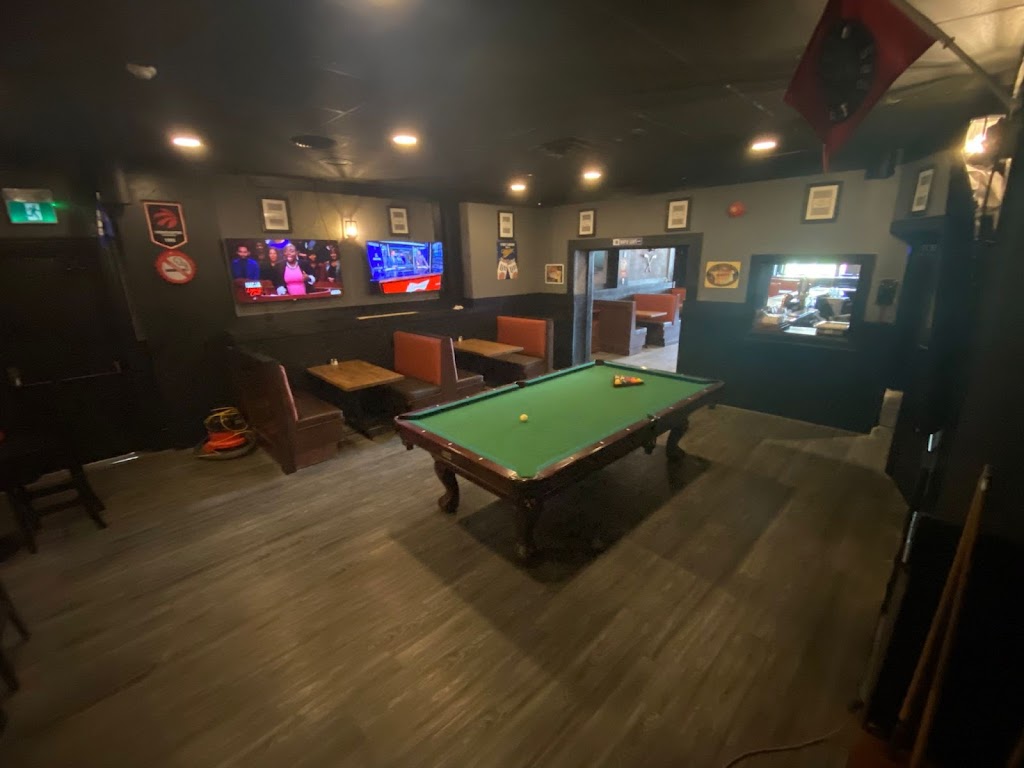 The Royal Crown Pub & Grill | 4 King St E, Colborne, ON K0K 1S0, Canada | Phone: (905) 355-1900