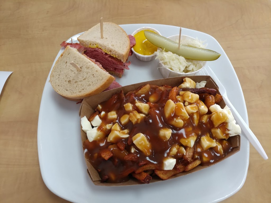 Valentine | 310 Boul Thibeau Sect, Trois-Rivières, QC G8T 6Y4, Canada | Phone: (819) 373-4455