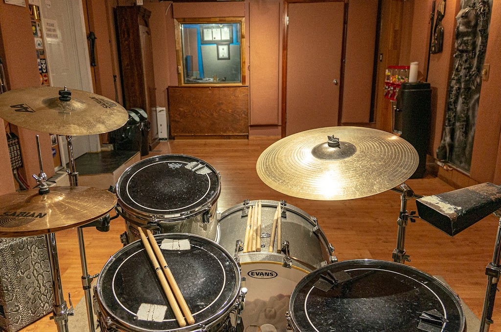 Pezmosis Music Productions | 126 Park Crescent, Richmond Hill, ON L4E 3J6, Canada | Phone: (905) 505-0844