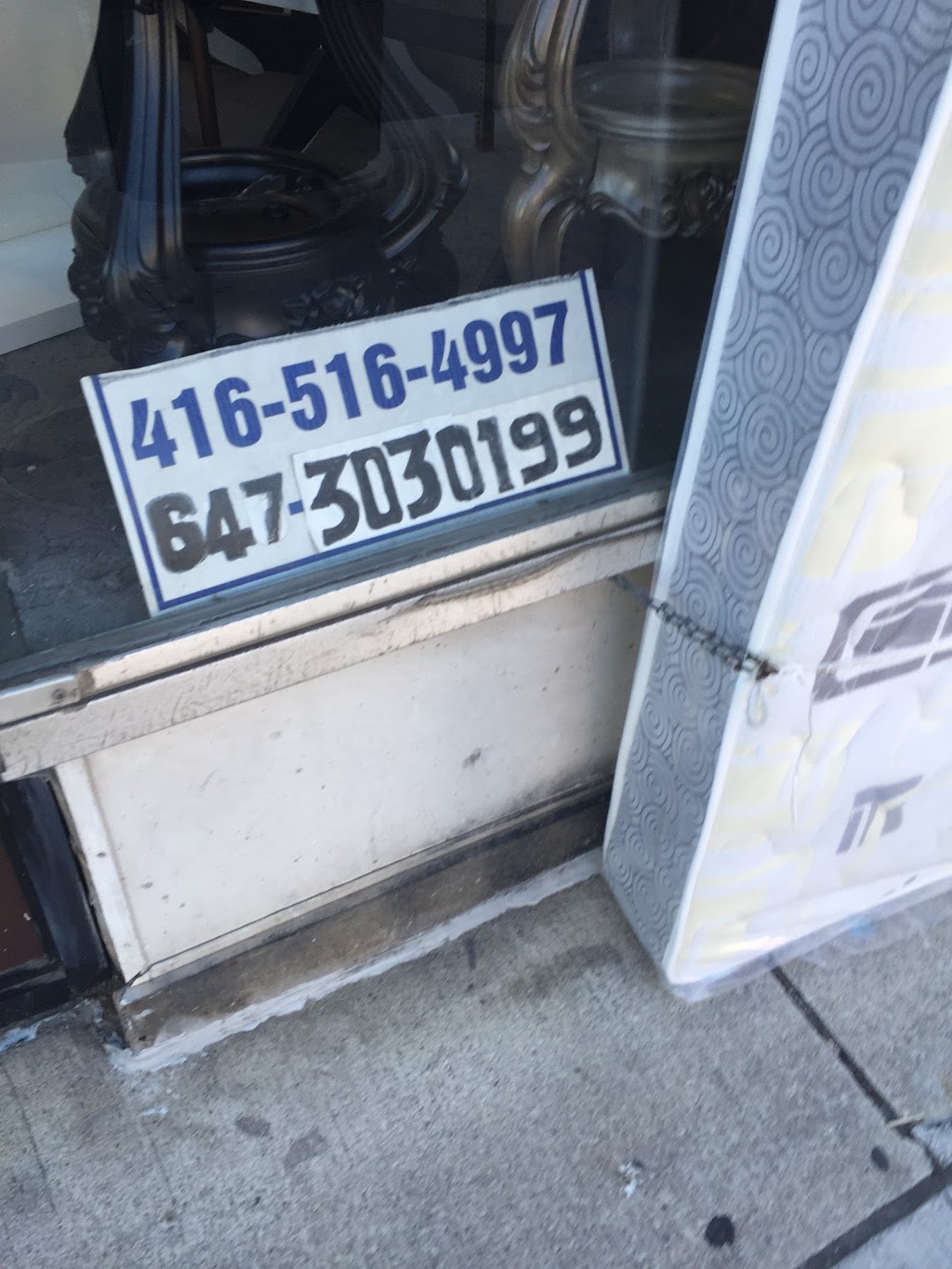 Great Furniture | 1300 Bloor St W, Toronto, ON M6H 1N9, Canada | Phone: (416) 516-4997
