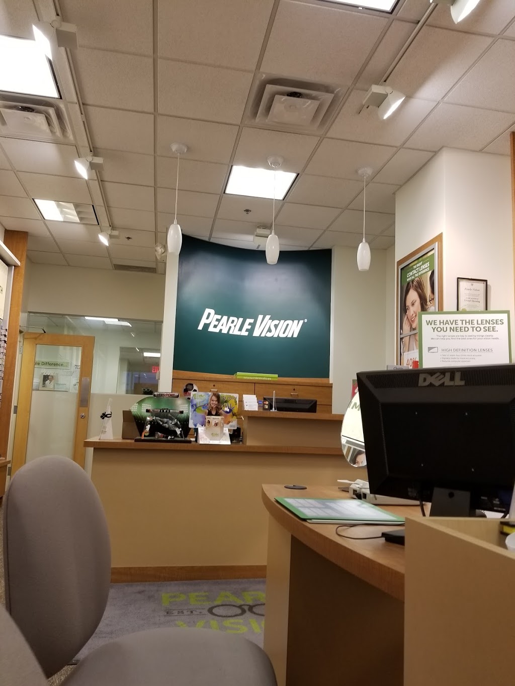 Pearle Vision | 8750 Bayview Ave Ste. 8, Richmond Hill, ON L4B 4V9, Canada | Phone: (905) 747-1500