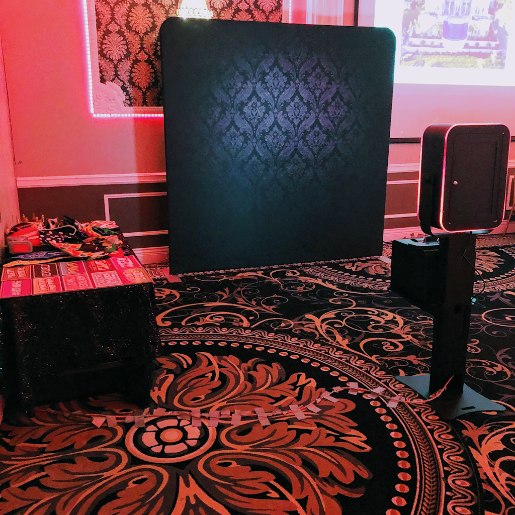 ThePixieBooth Photobooth | 12272 58a Ave, Surrey, BC V3X 3L8, Canada | Phone: (778) 239-8145