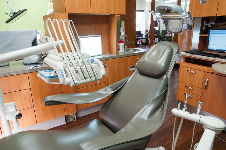 Lessard Dental | 6104 172 St NW #125, Edmonton, AB T6M 1G9, Canada | Phone: (780) 394-3494