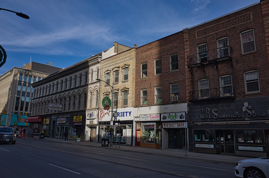 Richmond Magazine & Variety | 396 Richmond St, London, ON N6A 3C7, Canada | Phone: (519) 432-3490