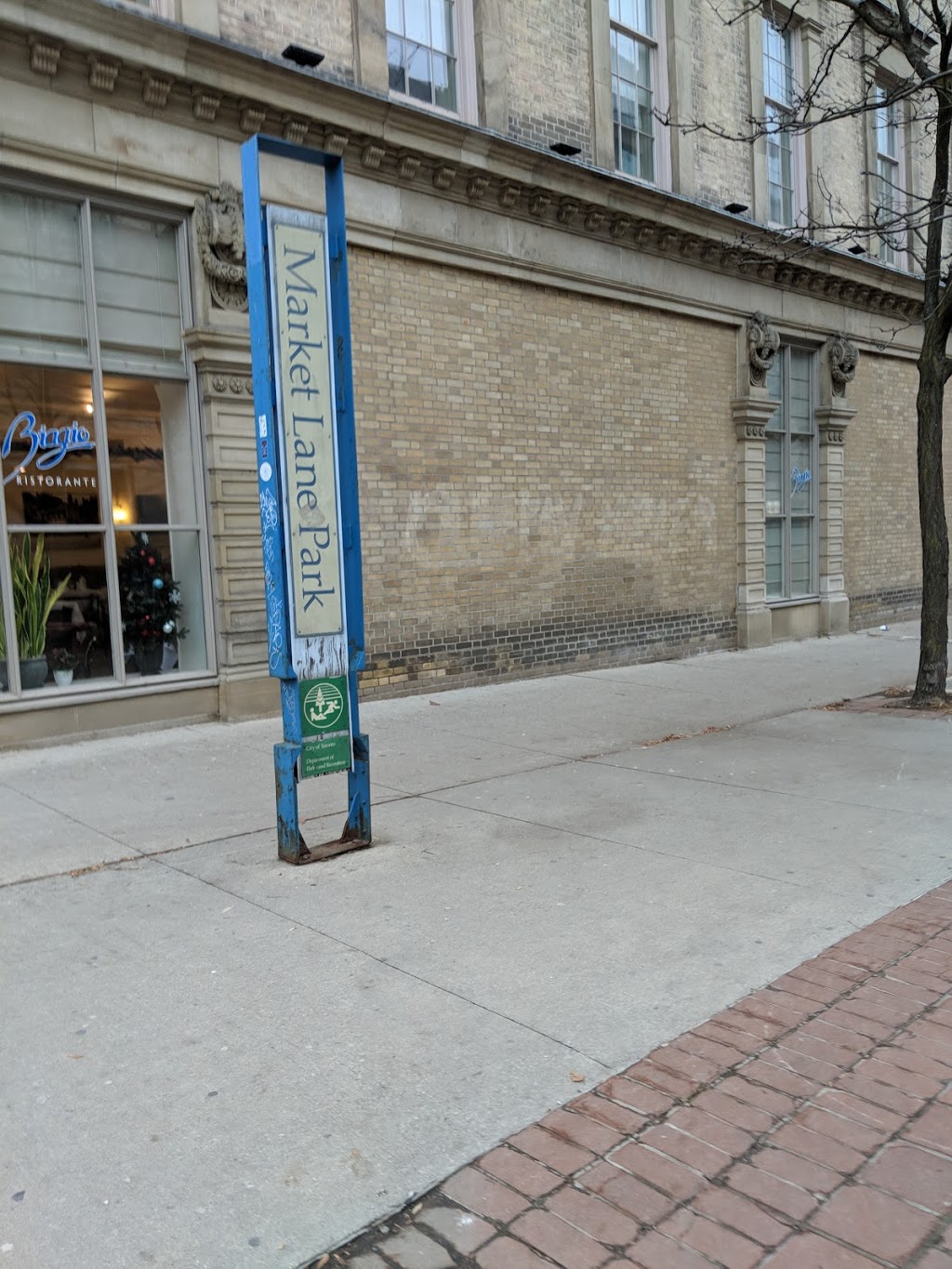 Market Lane Park | 149 King St E, Toronto, ON M5C 2Y7, Canada | Phone: (416) 338-4386