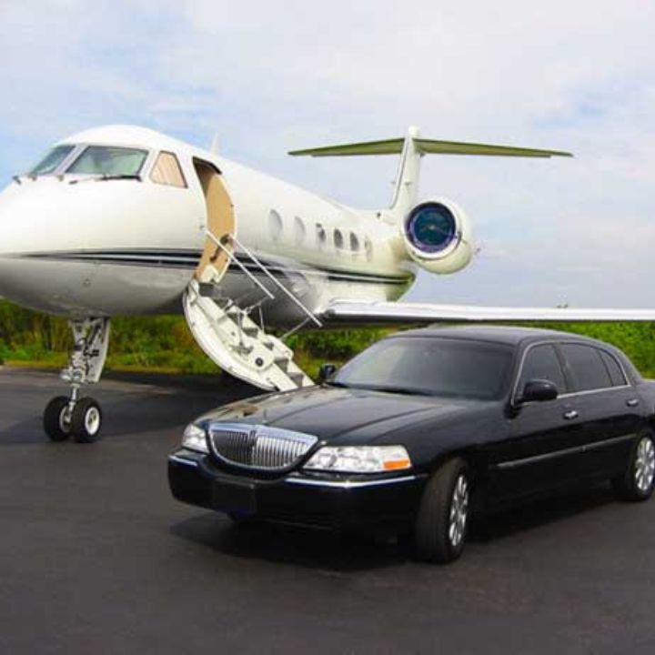 Mississauga Limousine Rentals | 7311 Black Walnut Trail, Mississauga, ON L5N 7M4, Canada | Phone: (905) 670-2144