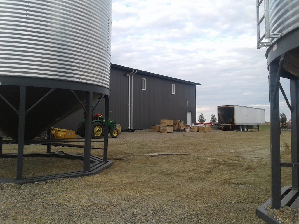 Come On Inn Suites Ltd | Macoun Rd, Midale, SK S0C 1S0, Canada | Phone: (306) 458-2646