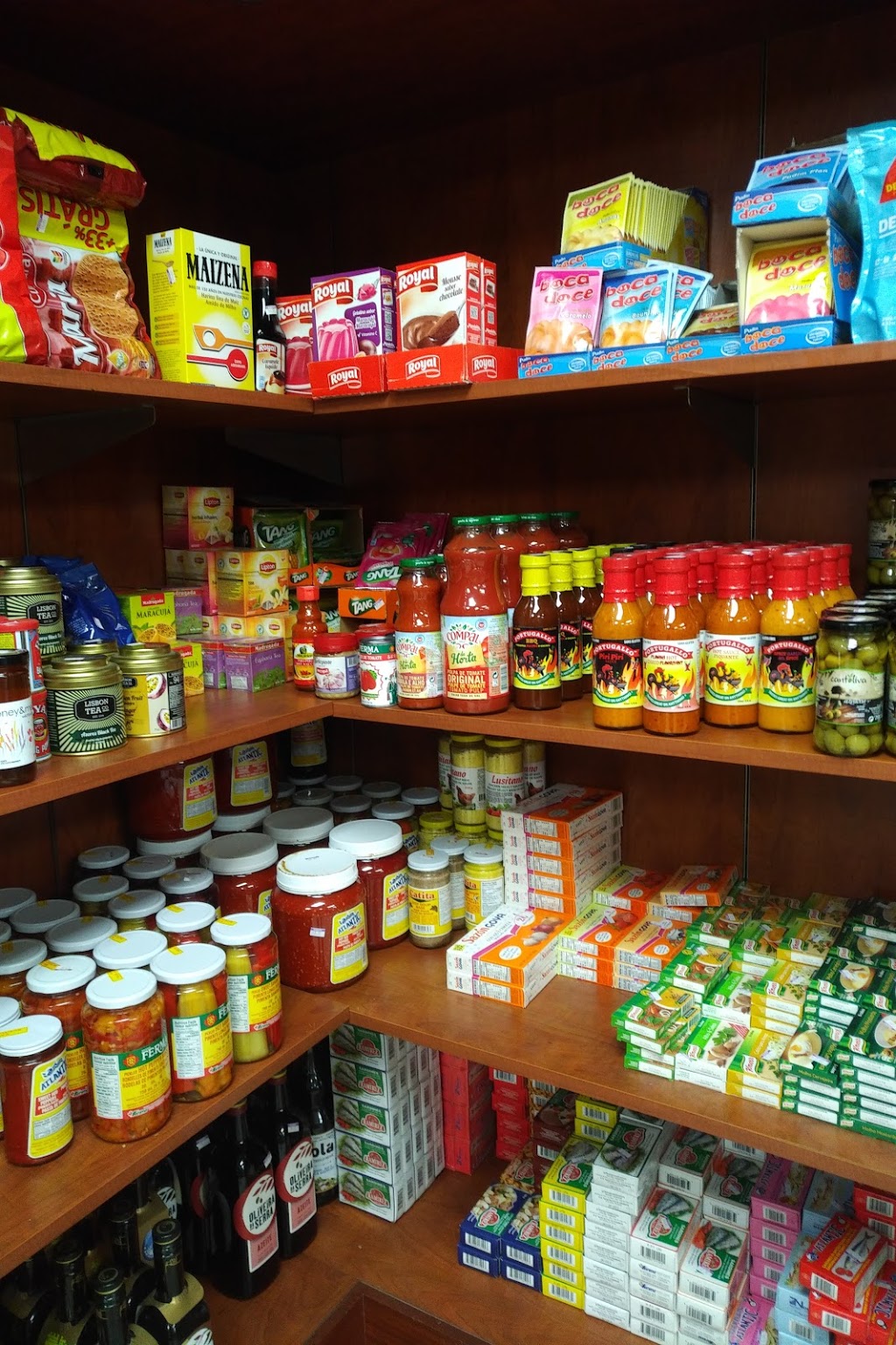 Silvas Portuguese Bakery | Cambridge, ON N1R 8K9, Canada | Phone: (519) 622-7042