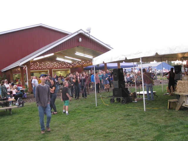 BelleWood Event Center | 6140 Guide Meridian #4, Lynden, WA 98264, USA | Phone: (360) 318-7720