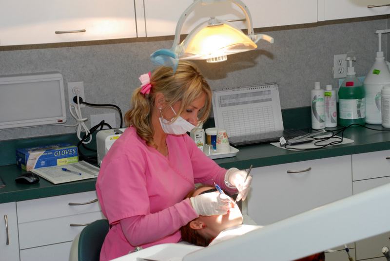 Dr Zofia Wojt | 16655 Yonge St #8, Newmarket, ON L3X 1V6, Canada | Phone: (905) 895-6484