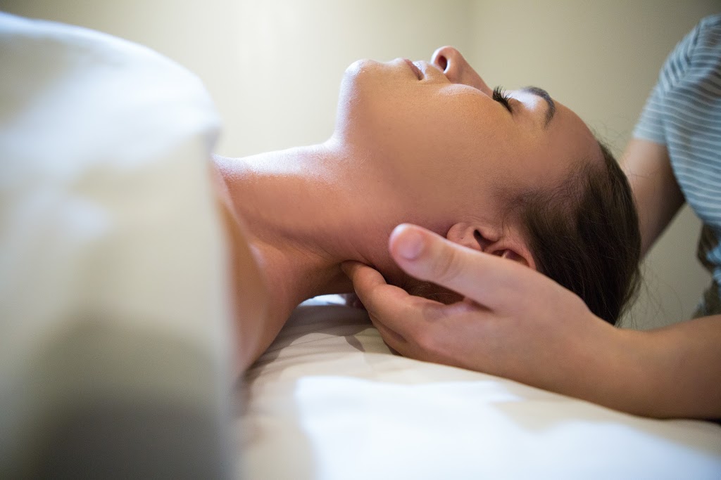 The Massage Clinic Health Centres | 575 River Glen Blvd #7, Oakville, ON L6H 6X6, Canada | Phone: (905) 257-5888