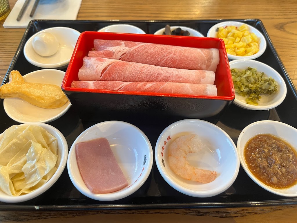 Yunshang Rice Noodle(Unionville)云尚米线 | 8380 Kennedy Rd C4, Markham, ON L3R 0W4, Canada | Phone: (905) 305-6661