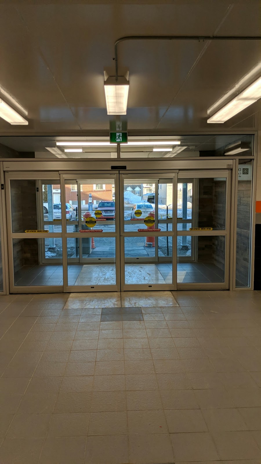 Centre Sportif St-Lin-Laurentides | 490 Rue Saint-Isidore, Saint-Lin - Laurentides, QC J5M 2V1, Canada | Phone: (450) 439-2411