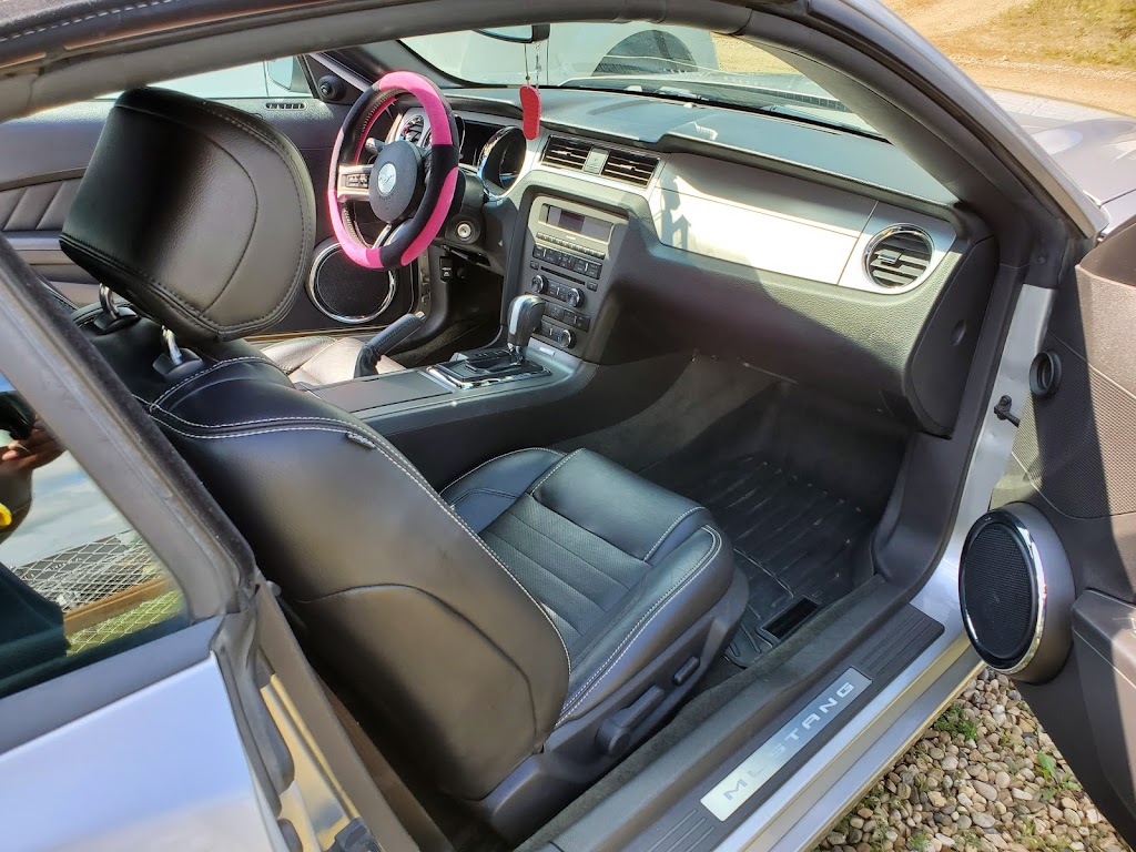 Apple Auto Detailing | 14 Lanterman Close, Red Deer, AB T4R 3K3, Canada | Phone: (587) 447-3070