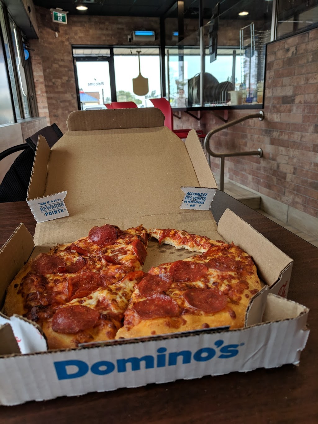 Dominos Pizza | 809 Victoria St N #11, Kitchener, ON N2B 3C3, Canada | Phone: (519) 743-9494