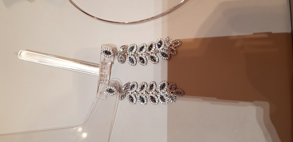 Swarovski Retail Store-Champlain | 2151 Boul. Lapinière, Brossard, QC J4W 2T5, Canada | Phone: (450) 761-0570