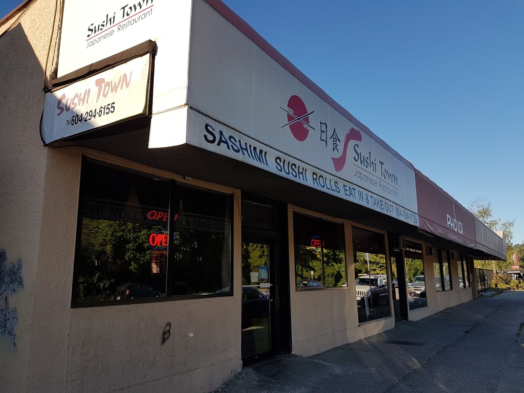 Sushi Town | 5935 Hastings St, Burnaby, BC V5B 1R7, Canada | Phone: (604) 294-6155