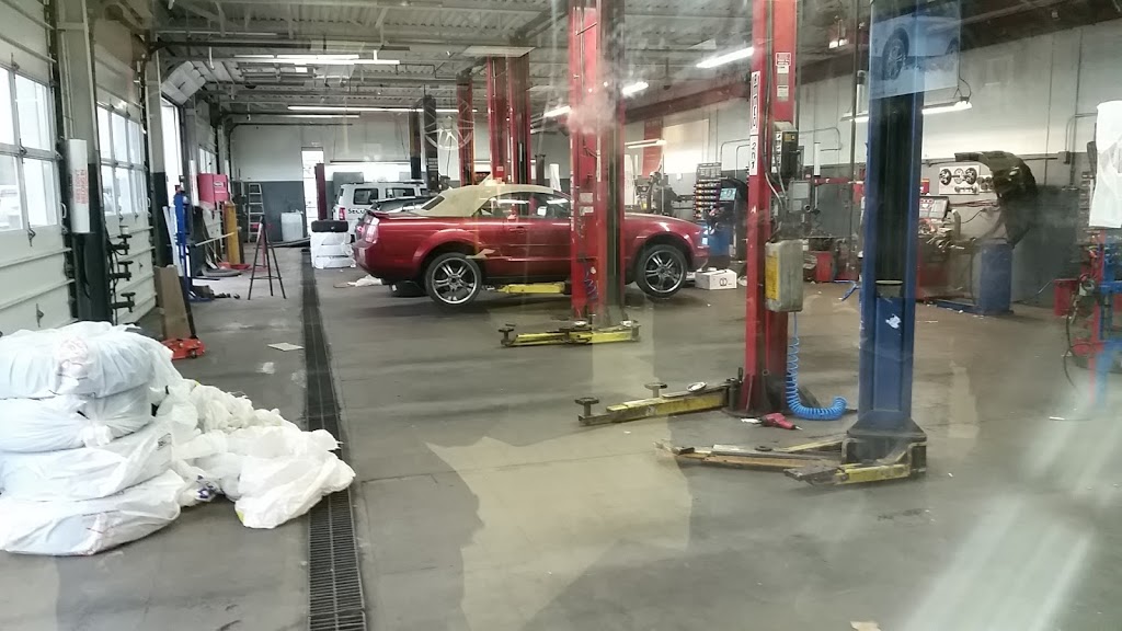 Kal Tire | 2403 Stanfield Rd, Mississauga, ON L4Y 1R6, Canada | Phone: (905) 848-3500