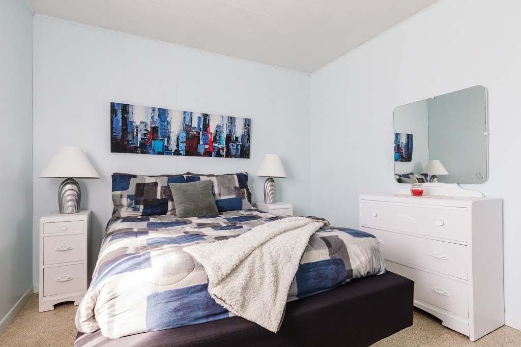 La maison du lac au Castor | 2066 QC-216, Buckland, QC G0R 4A0, Canada | Phone: (581) 983-1195